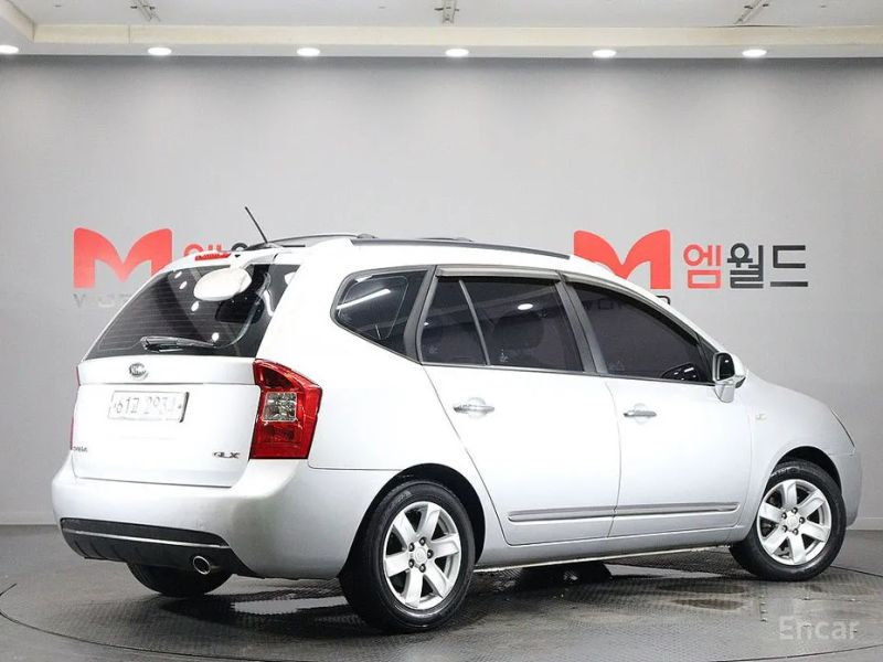 Kia Carens