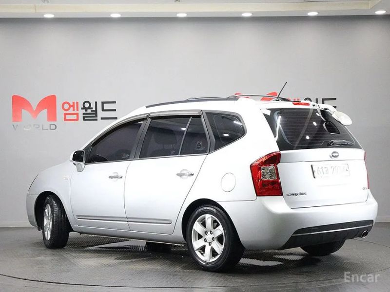 Kia Carens