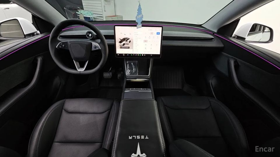 Tesla model-y
