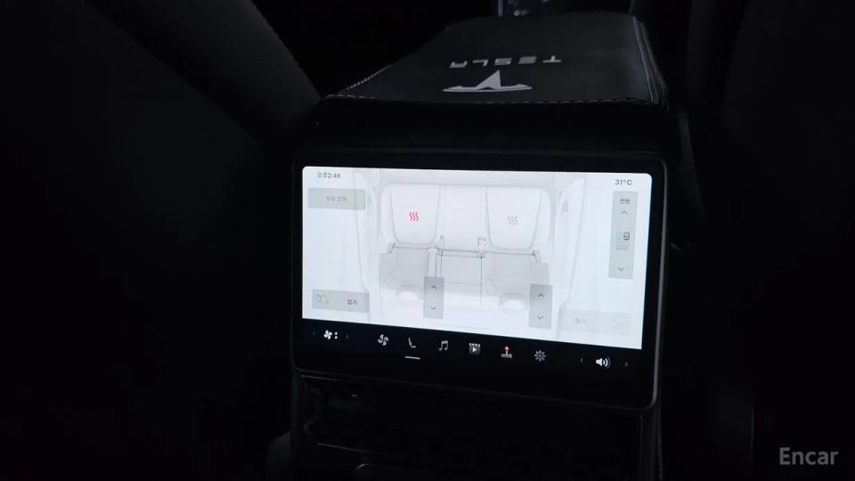 Tesla model-y