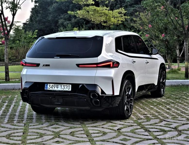 BMW XM
