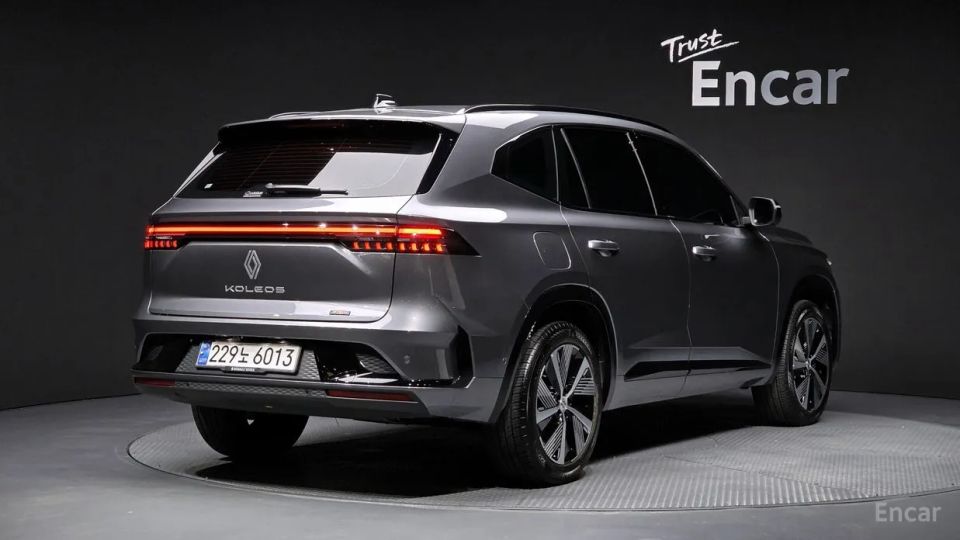 Renault-KoreaSamsung Grand Koleos