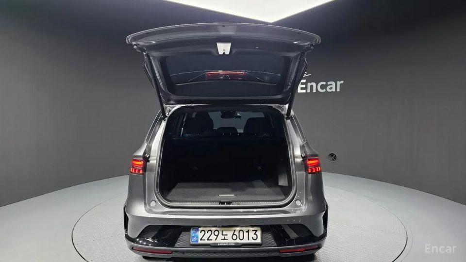 Renault-KoreaSamsung Grand Koleos