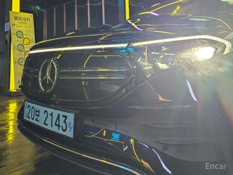 Mercedes-Benz EQA