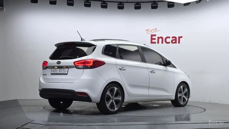 Kia Carens