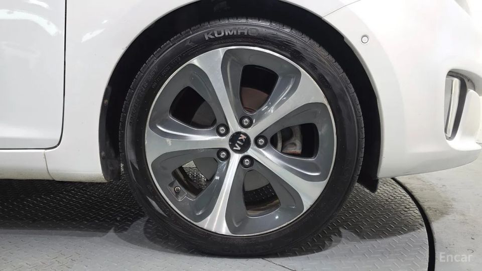 Kia Carens