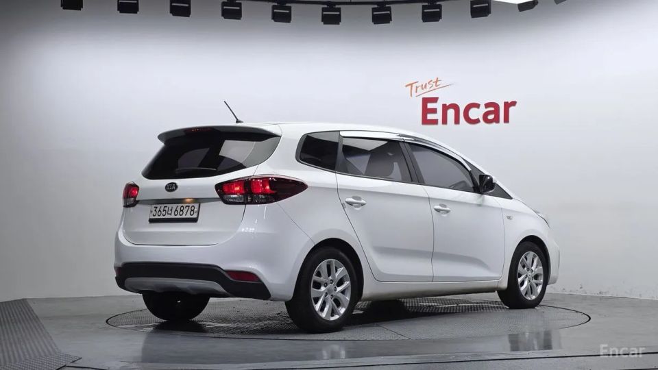 Kia Carens