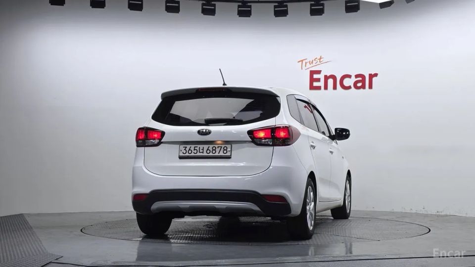 Kia Carens
