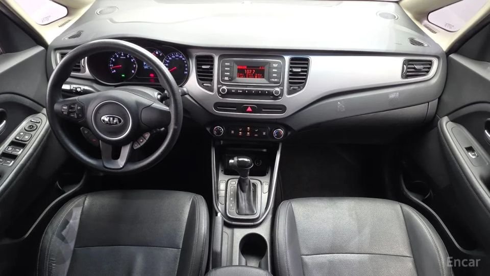 Kia Carens