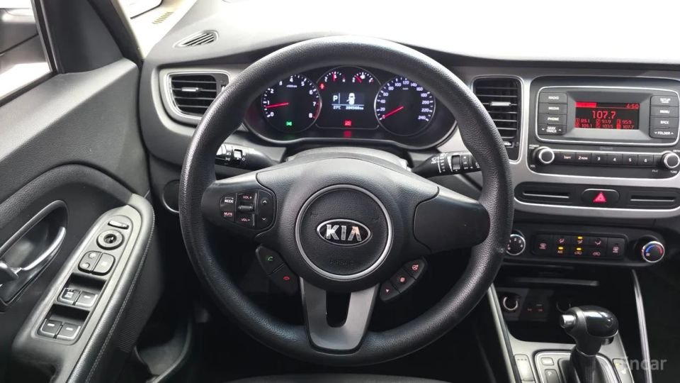 Kia Carens
