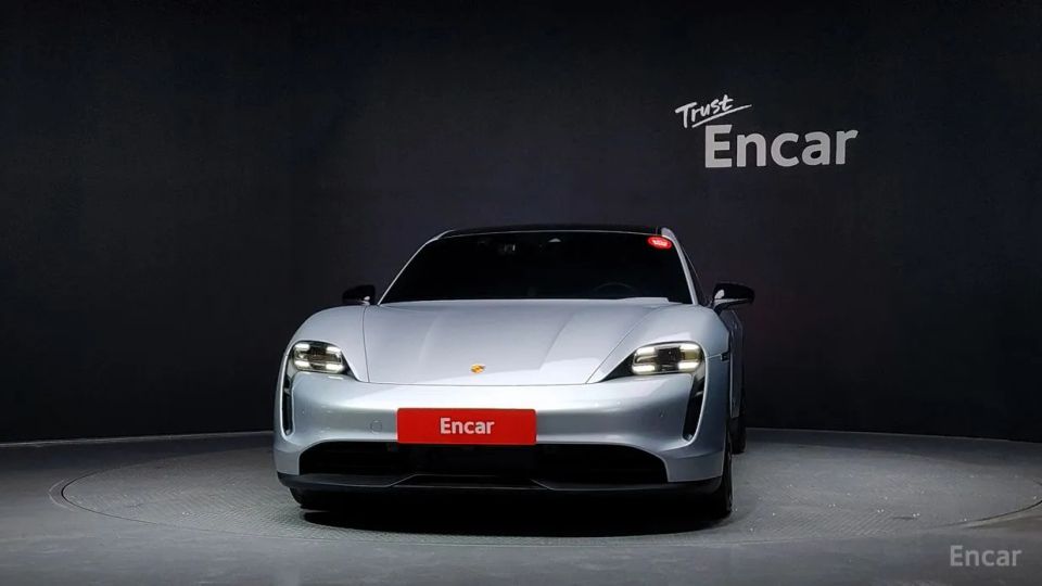 Porsche Taycan