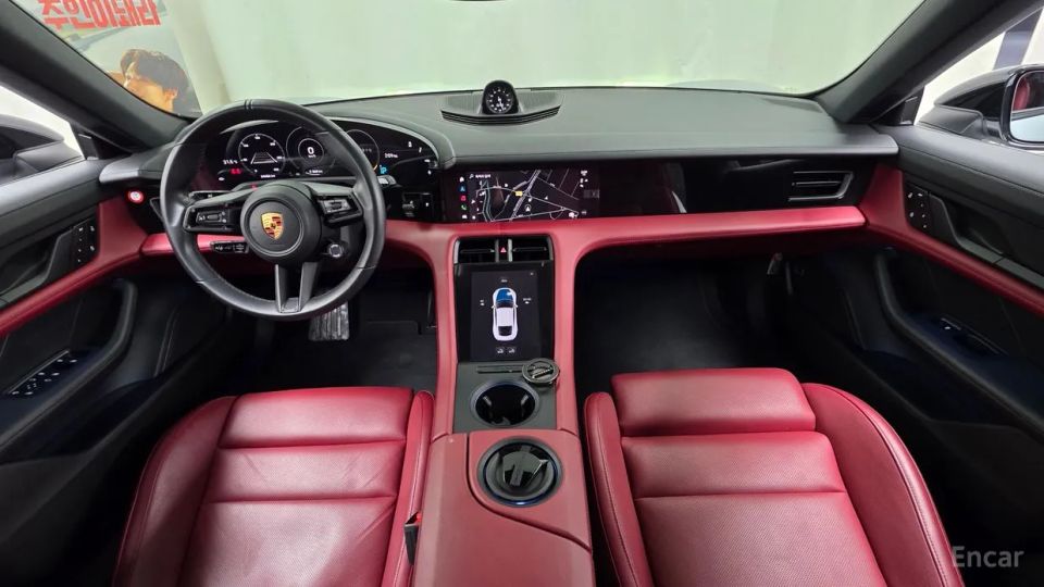 Porsche Taycan
