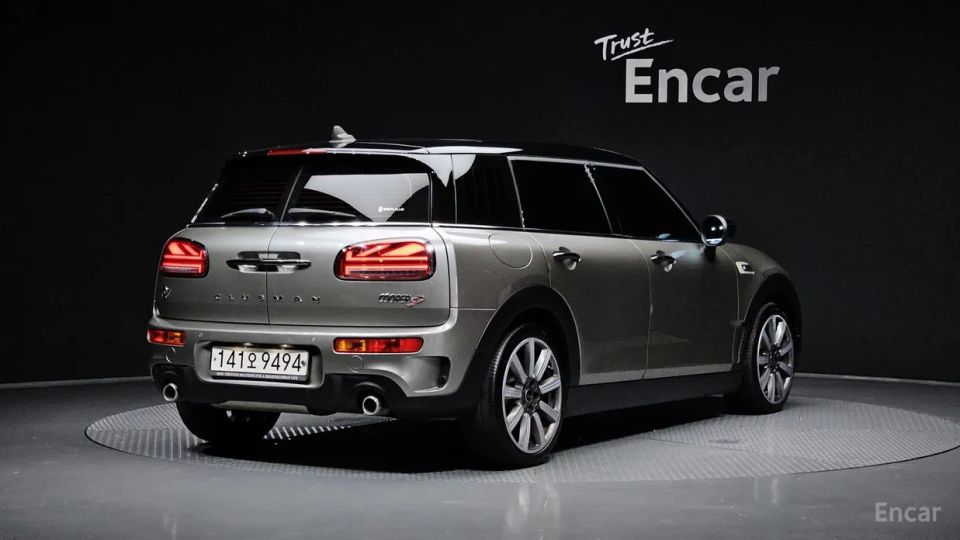 Mini clubman