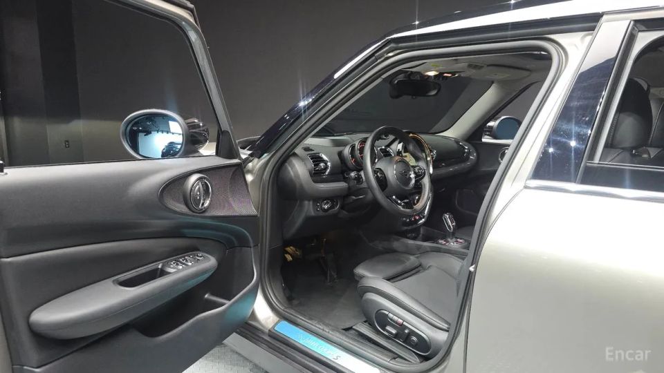 Mini clubman