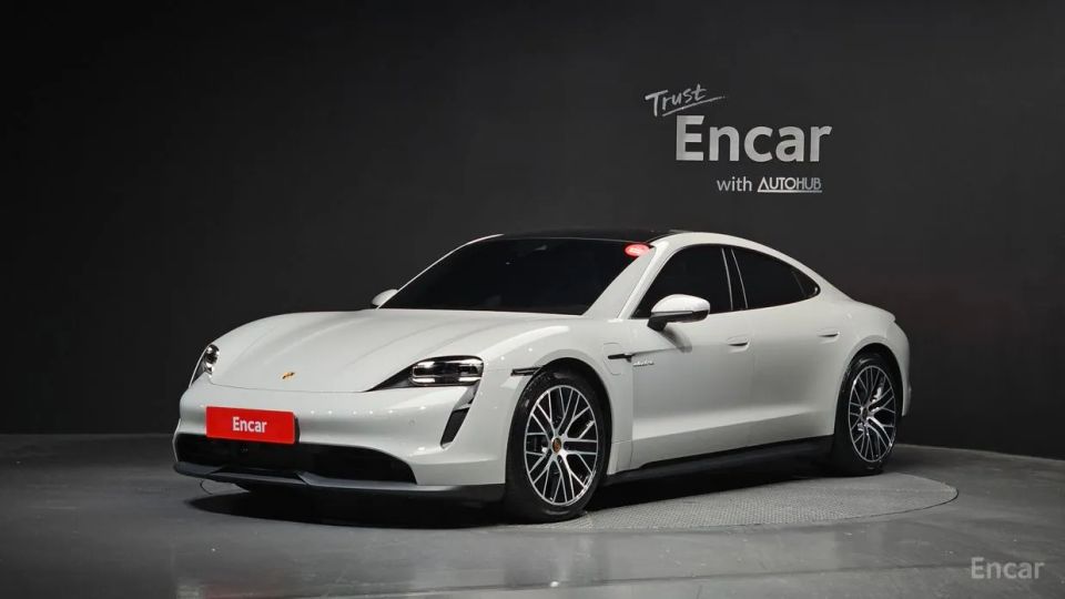 Porsche Taycan