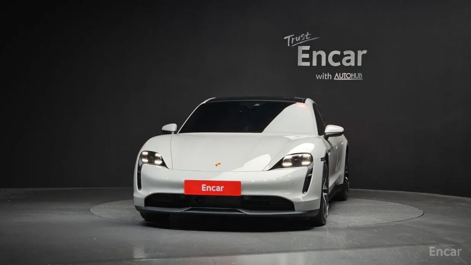 Porsche Taycan