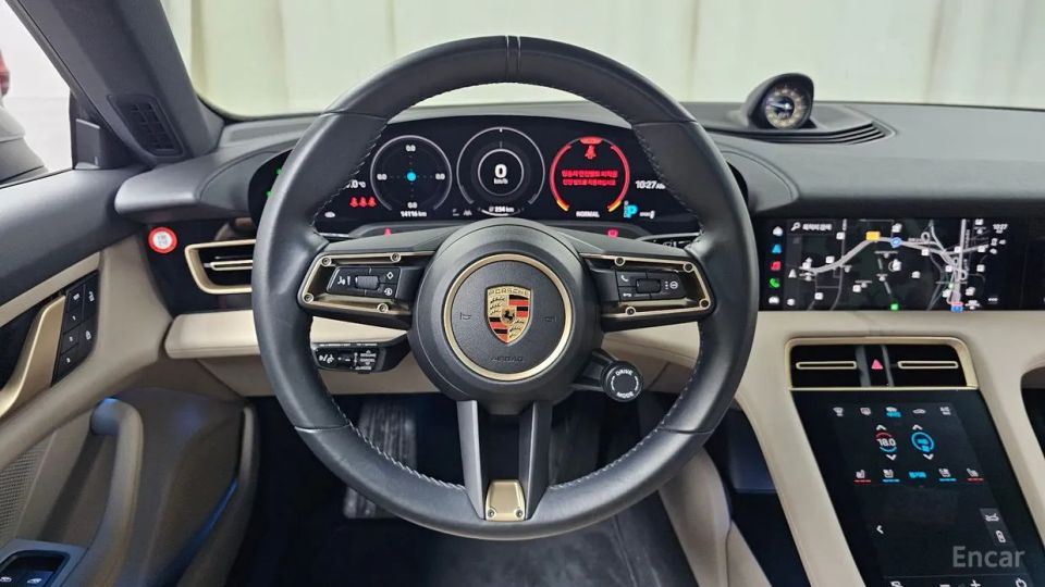 Porsche Taycan