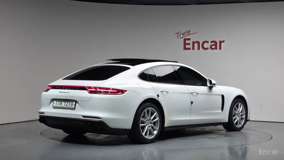 Porsche Panamera