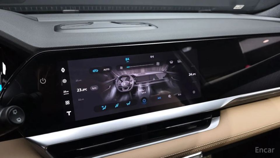 Renault-KoreaSamsung Grand Koleos