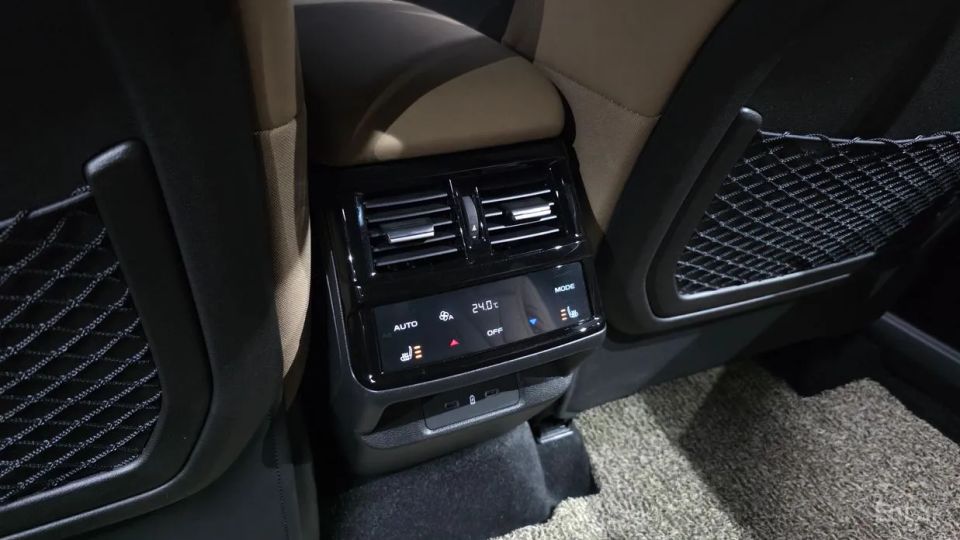 Renault-KoreaSamsung Grand Koleos