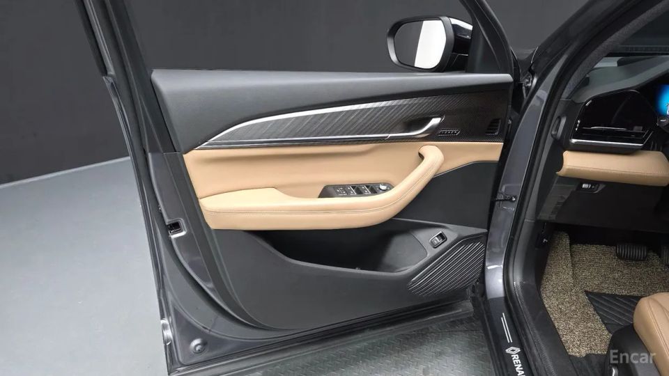 Renault-KoreaSamsung Grand Koleos