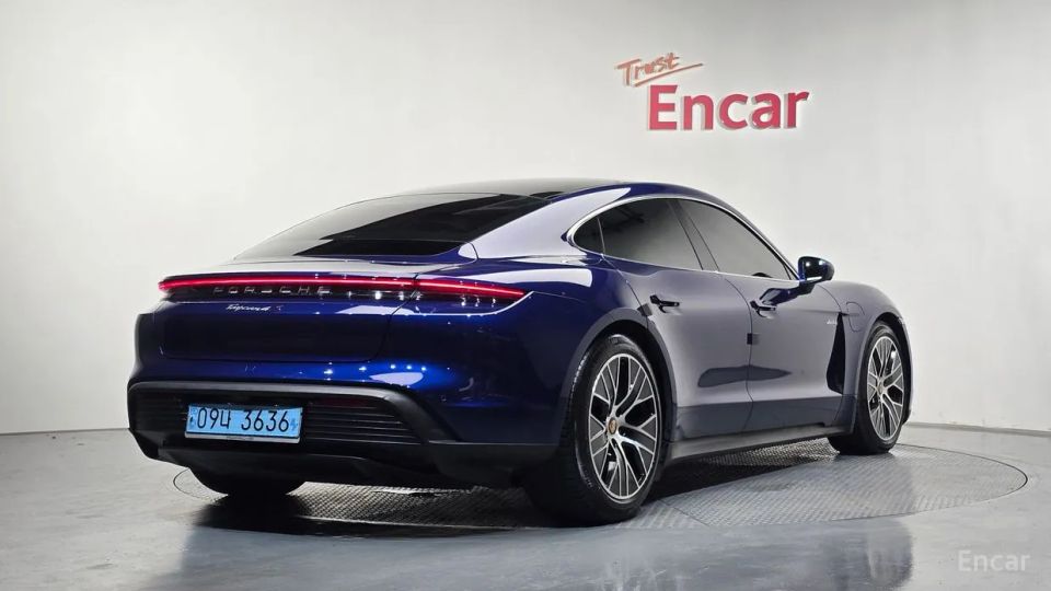 Porsche Taycan