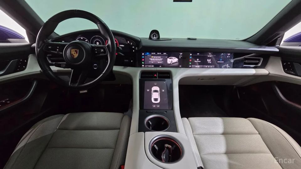 Porsche Taycan