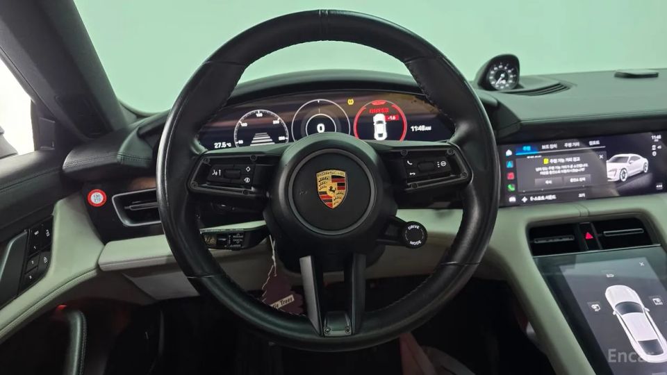 Porsche Taycan