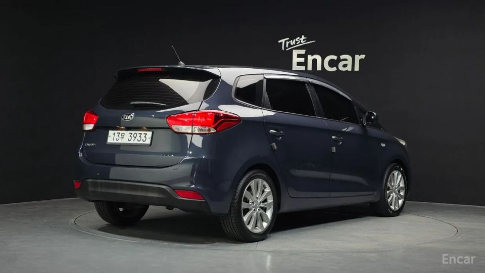 Kia Carens