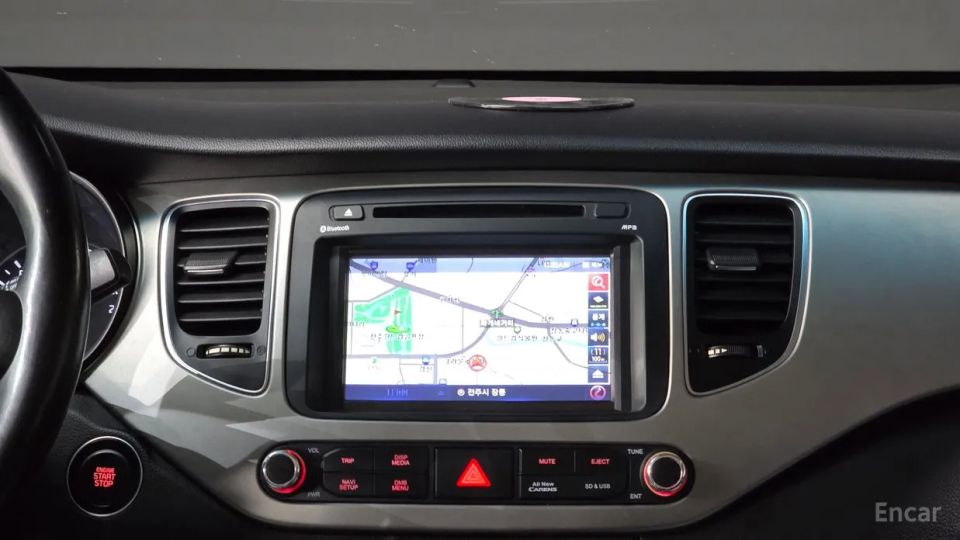 Kia Carens