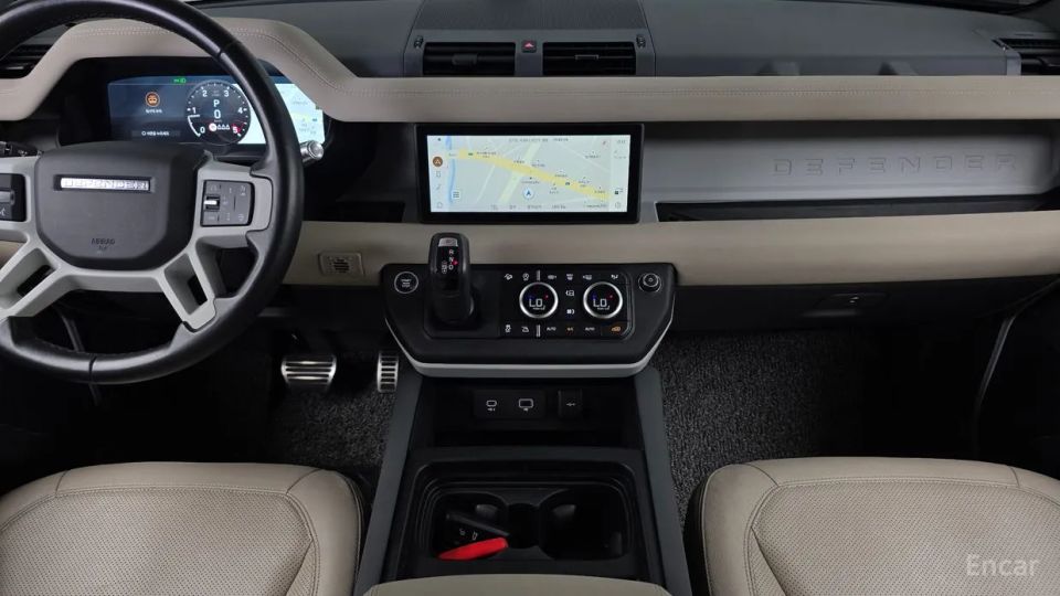 Land Rover Defender
