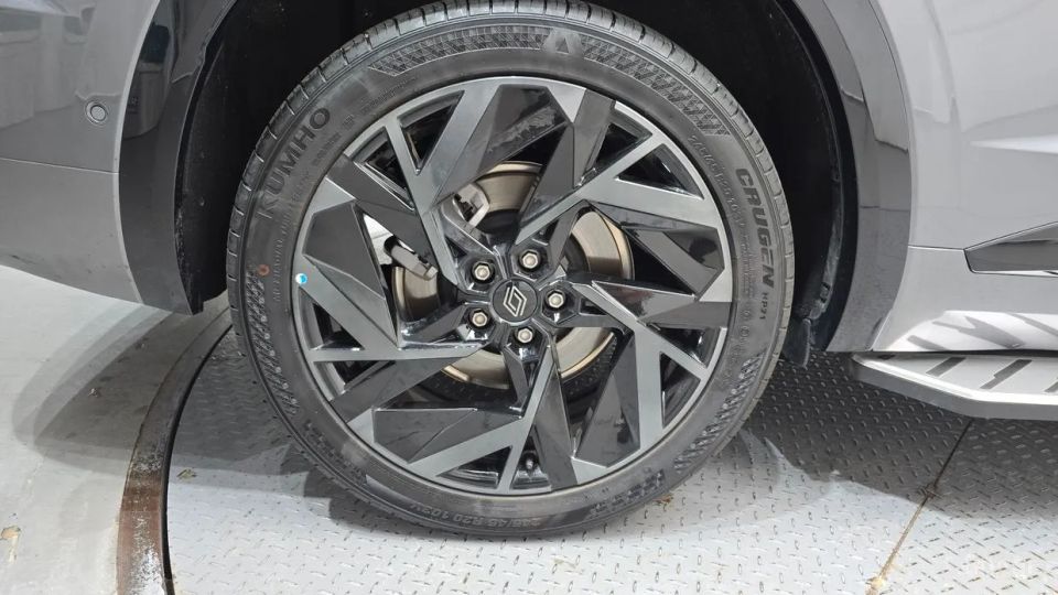 Renault-KoreaSamsung Grand Koleos