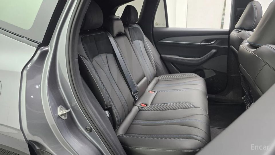 Renault-KoreaSamsung Grand Koleos