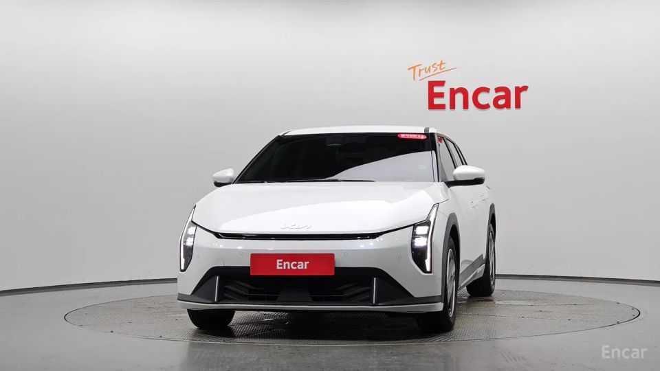 Kia EV4