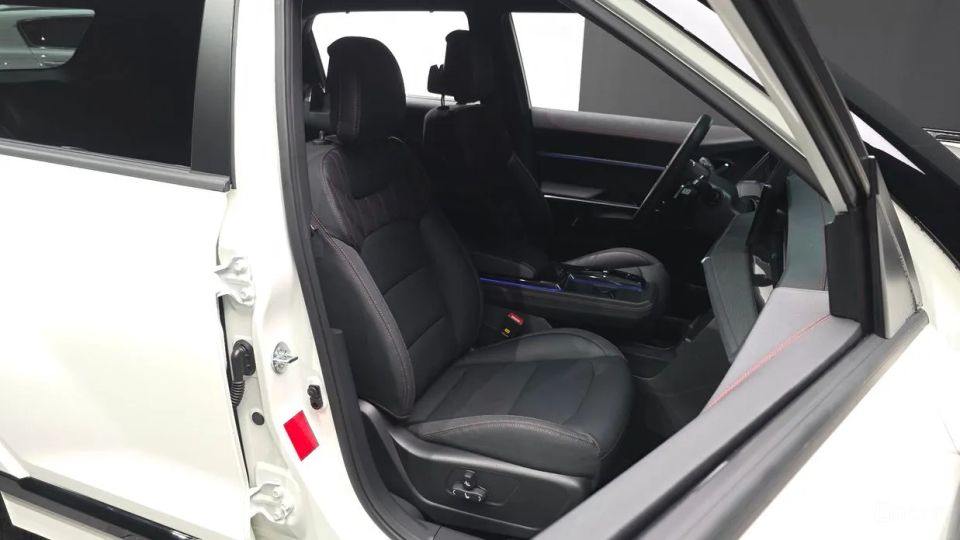 KG_Mobility_Ssangyong Actyon