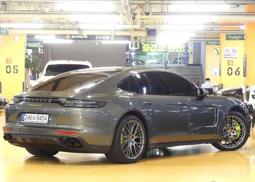 Porsche Panamera