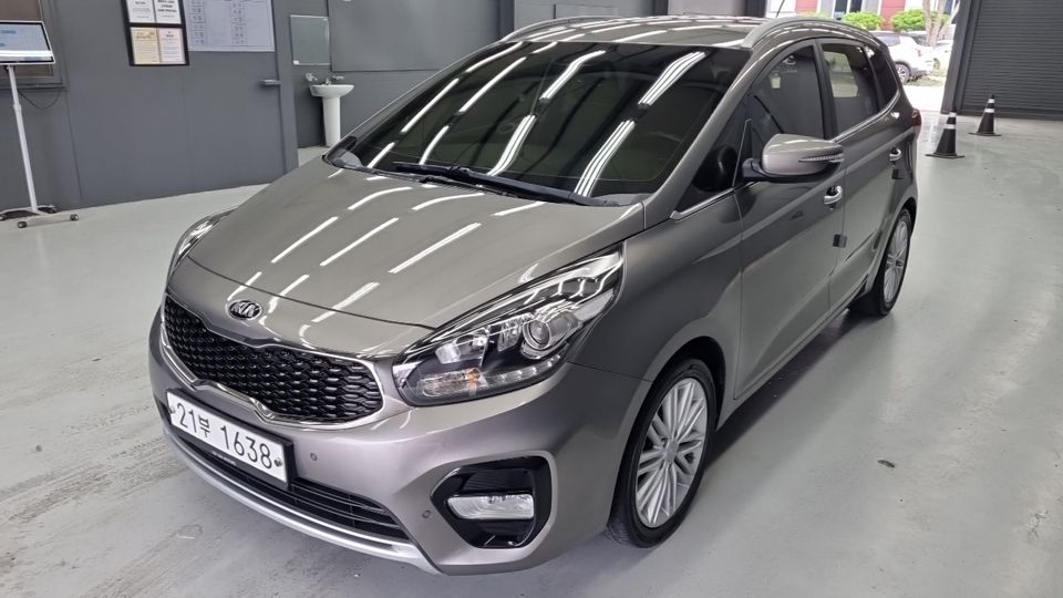 Kia Carens