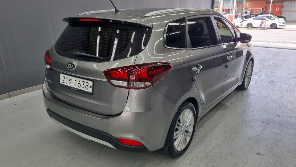 Kia Carens