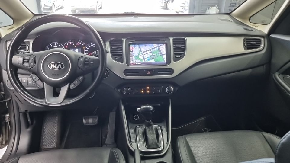 Kia Carens