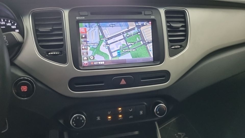 Kia Carens