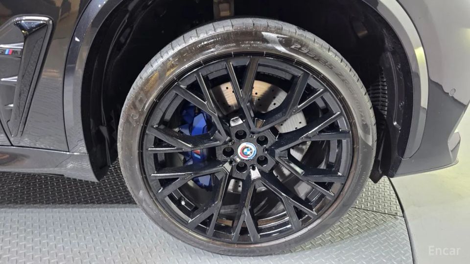 BMW X5M