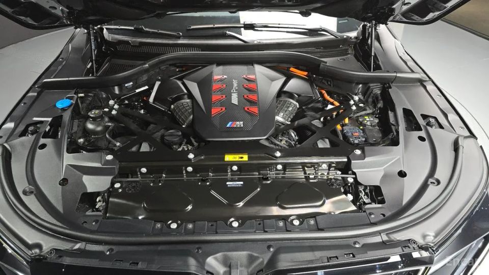 BMW XM