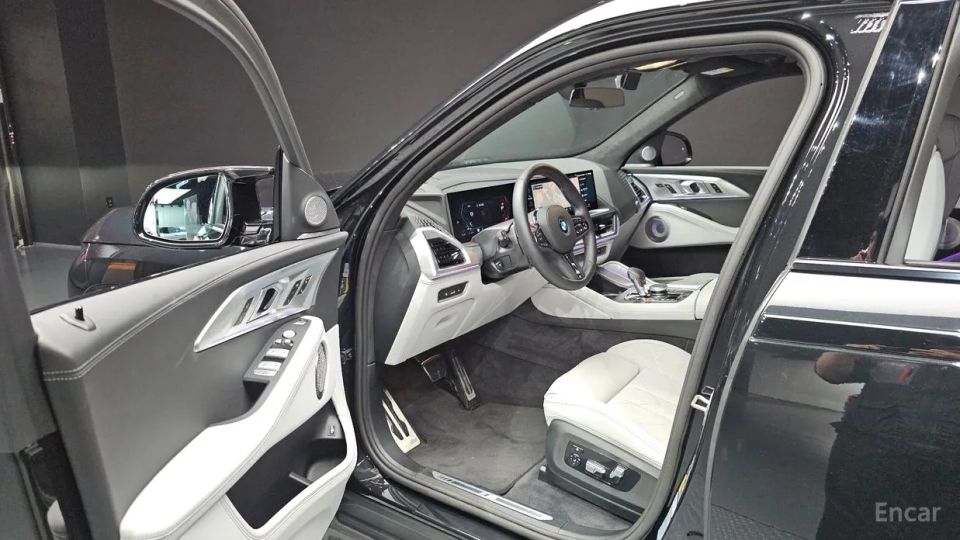 BMW XM