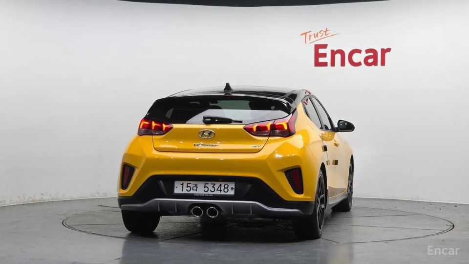 Hyundai Veloster