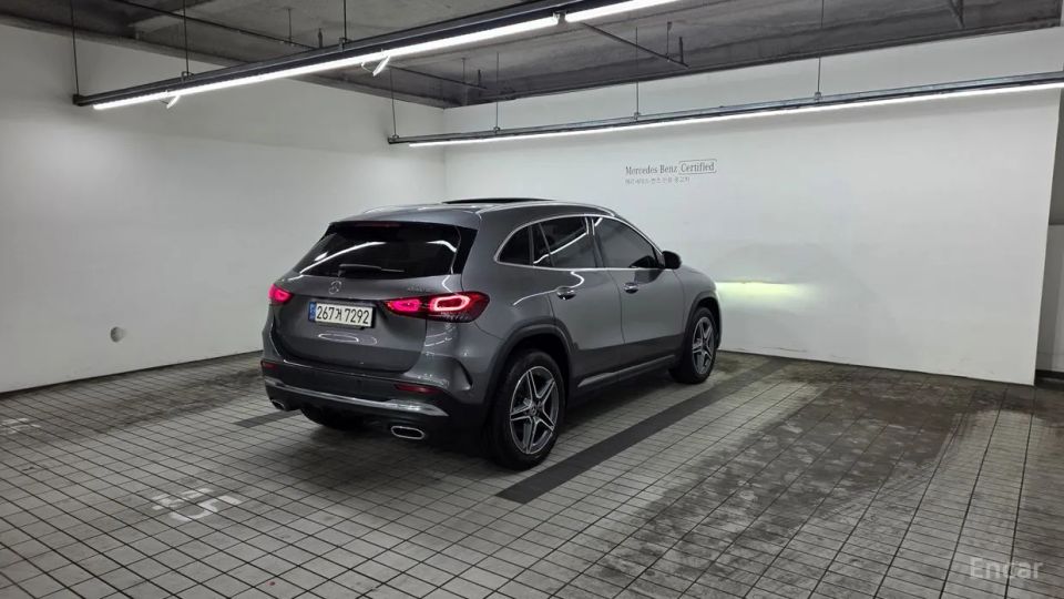Mercedes-Benz GLA-Class
