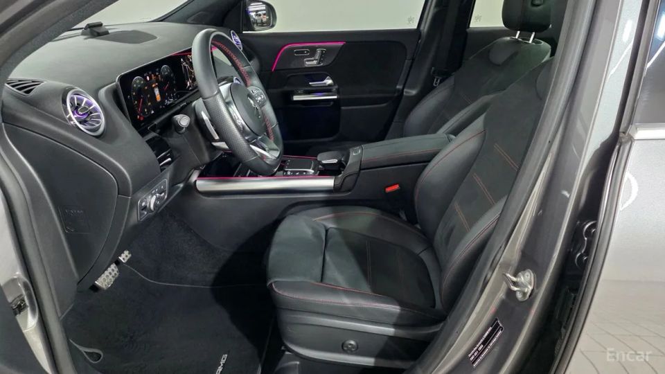 Mercedes-Benz GLA-Class