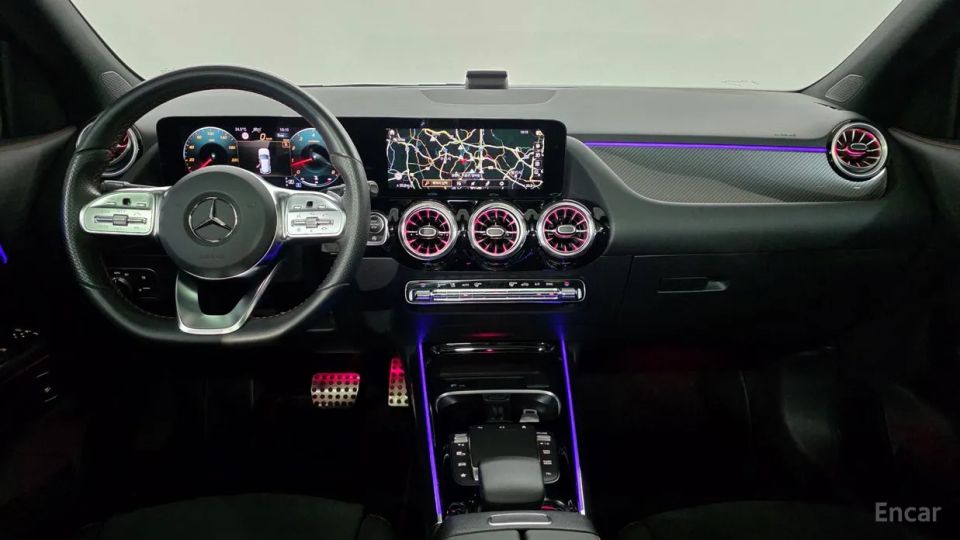 Mercedes-Benz GLA-Class