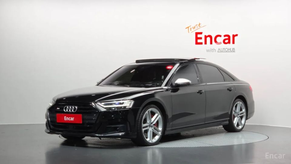Audi S8