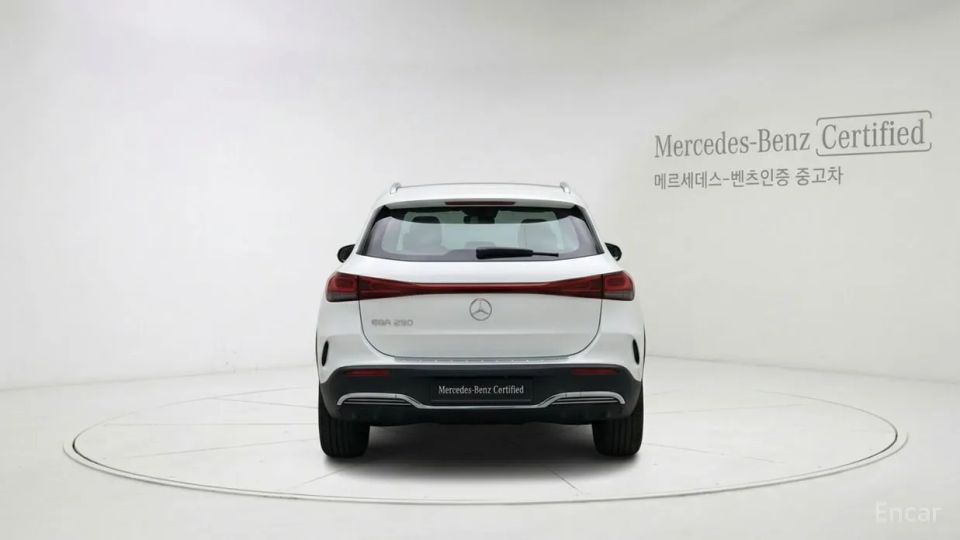 Mercedes-Benz EQA