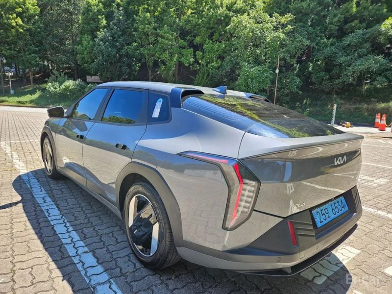 Kia EV4
